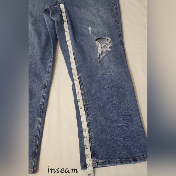 Lane Bryant Genius Fit Distressed Crop Blue Jeans Medium Wash size 18 - Picture 13 of 13